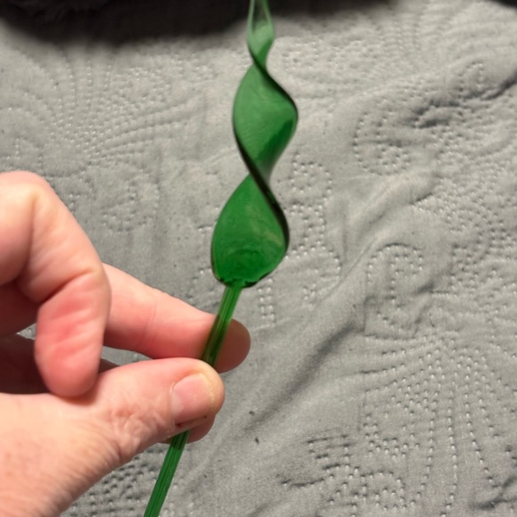 Murano Style Vintage Glass Flower Bouquet – Handcrafted Art in Vase - Picture 6 of 13